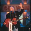 calvin-at-grand-ole-opry-wave